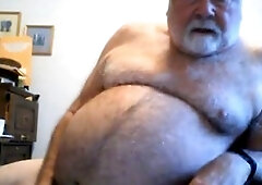 dad shoots a load on web cam