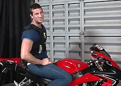 High Performance Men: Big Muscle Man Takes a Load on the Tank