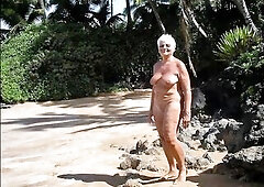 Delightsome goddesses dressed/undressed.