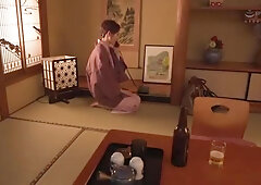 04010,A good woman is in full sex appeal!