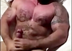 Xavier Muscle Jacking Off In Bed