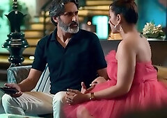 Sexy milf babe playing with dildo on webcam