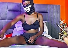 Black Tiny Twat Fingered and played with (BBC hardcore bang)