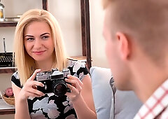 Blonde hottie with nice tits Alina Blonde sucks a huge penis on the knees