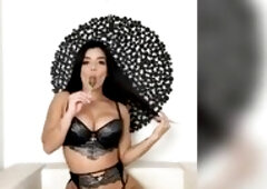 I like to experiment with sex, this day I'm playful and I put this sweetmeat inside my sexy twat, do u wanna watch it ?