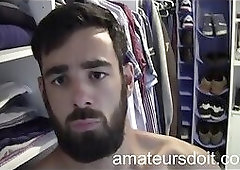 Bearded Hairy Batt Dude Gets himself off at Home in Syd