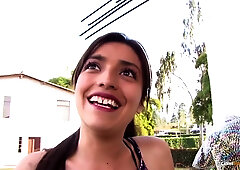 Colombian Hot Girl Veronica Marin Gets Picked Up For A Crazy Fuck