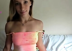 Romanian amateur webcam teen masturbate