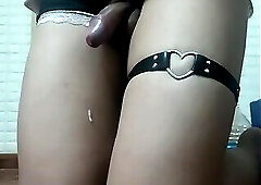 Femboy cum free hand in her room