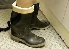 nlboots - close to rubber boots perfection