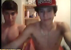 College Friends Show Cocks and Jerking on Webcam