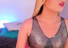 Amateur Webcam Chick Masturbates On Webcam More at