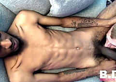 Good-sized Trinidadian Prick Gets Jacked by Super-fucking-hot White Bootie