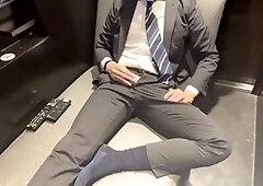 Gay masturbation, suit, grizzly