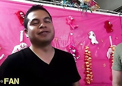 Large Breast Celebration: Siri And Samantha Service Schlongs On Bang A Fan!