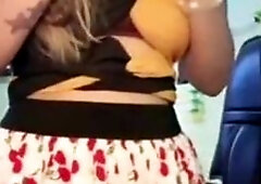 Hot Zoya Playing With Boobs Chamet Live