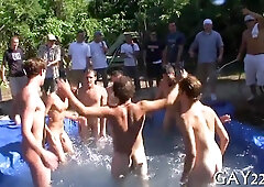 College students will do anything for each other - it's true!