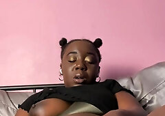 Connecticut female rapper bare