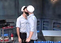 Muscly stud gets ass fingered