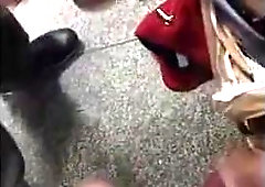 Putaria em banheirao publico 2