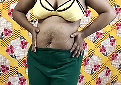 Close-up, female masturbation, aunty