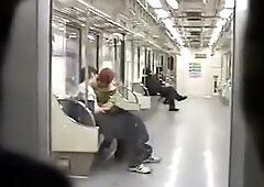 Korean BLOW-JOB on Subway with Riders Introduce