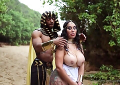 Queen Rogue & Mazee cosplay porn