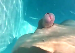 Forearms free-for-all cum-shot swimming pool