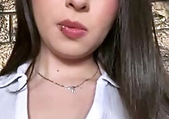 Brunette Babe in Sexy Solo Masturbation