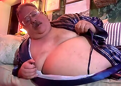 Sugar rich, outstanding gentleman with the biggest belly and the biggest cock with wonderful man tits