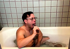 Twunk Plumbs Himself with Dual-Completed Glass Faux-cock