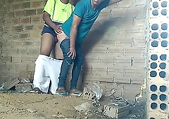 (PART two)Luckyy Tigger relaxing the lonely van driver