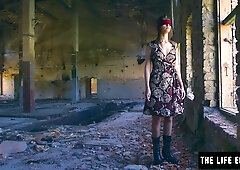 Naughty lesbian pussy rubbing with Beata B and Emily J