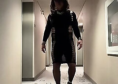 CdTina hallway whore