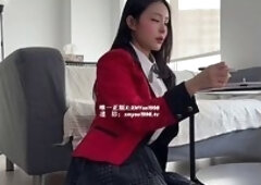 No.250826 Tenant Gives Landlords Friend A Private Lesson, Sparks Fly