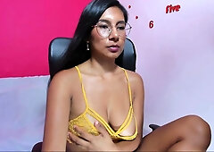 Exotic MILF exciting webcam solo video