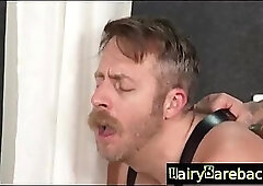 Alpha Muscle barebacks a Leather Daddy