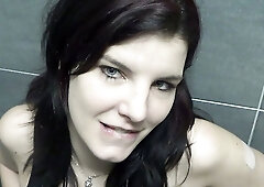 AMATEUR Exhibitionist Couple Fuck in Shopping Mall