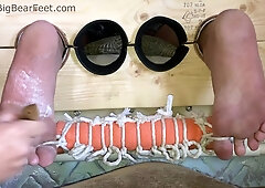 Itchy Foot Roast - itching powder, roasting, tickling big wide feet