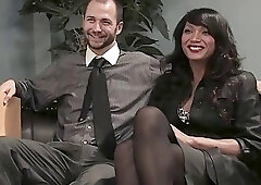 Working shemale gets nasty in her office with her guy