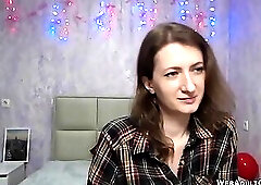 Brunette babe KlaraDreval unbuttons her shirt and flashes lingerie on webcam