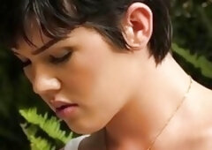 Cute shemale Daisy Taylor hops on stepbro's dick