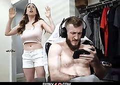 Breasty stepsis ask her stepbro to bang her constricted butt