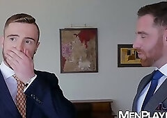 Homo hunk JP Dubois stretching Jonas Jacksons holes with his powerful cock