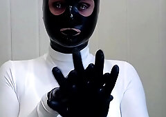 Smoking CIGARONNE Royal Slims 100s In Black & White Spandex Garb