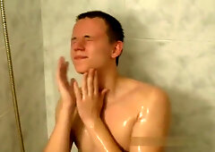 Mike's Wank Boy Cum Shower 1406