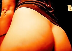 Large Booty Doxy FTM Shaking His Booty BBC Fellatio POV Soaked Booty Clapping and Farting