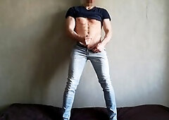 Wild guy in those sexy blue jeans enjoys some solo action