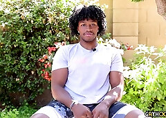 Tell-all interview with hottie Dennis Barkley