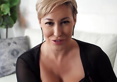 A Scrumptious Blonde Milf - Ryan Keely